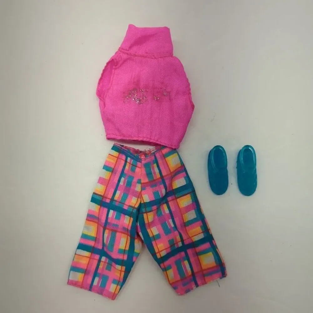 Vintage 1996 Barbie Go In‎ Style Fashions Pink Plaid Capris Outfit #68014-94
